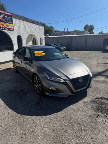 2021 Nissan Altima 2.0 SR