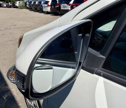2016 Toyota Prius c One