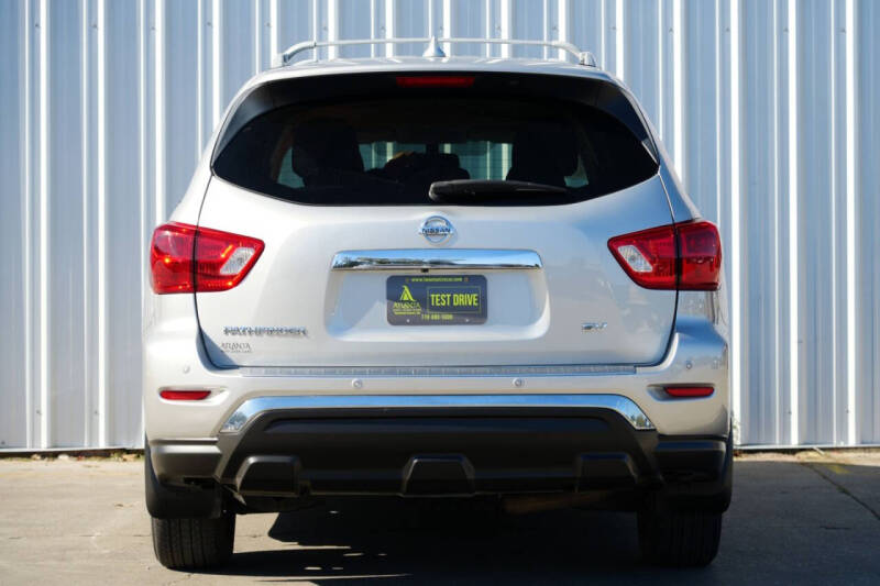 2019 Nissan Pathfinder SV