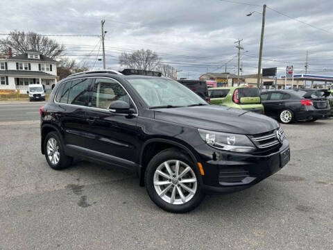 2017 Volkswagen Tiguan 2.0T Wolfsburg Edition 4Motion