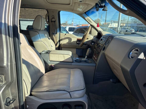 2006 Lincoln Mark LT