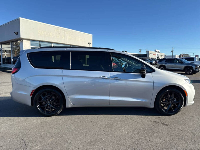 2026 Chrysler Pacifica Limited