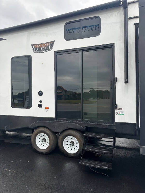 2023 Forest River Wildwood 42FLDL