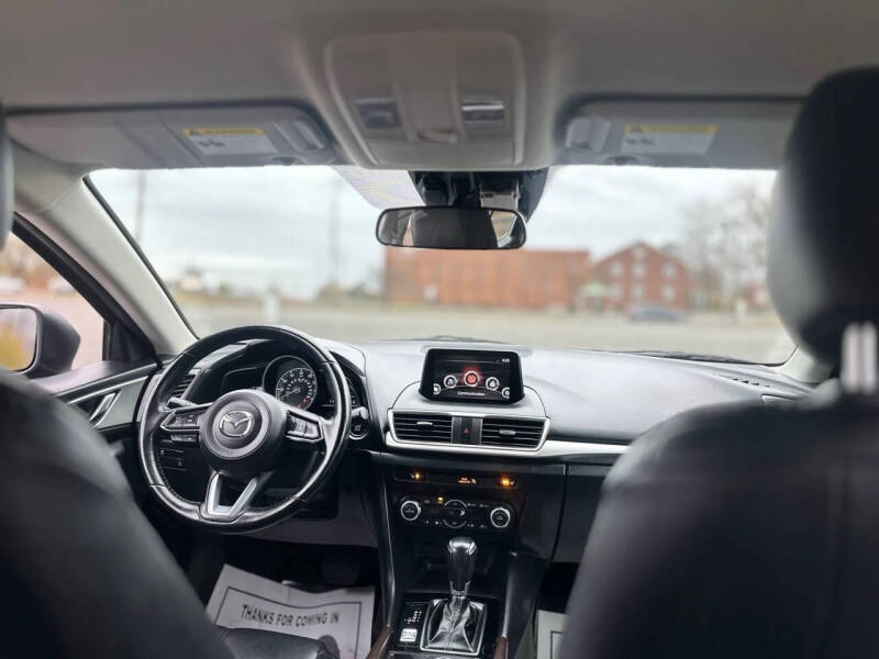 2018 Mazda MAZDA3 Touring