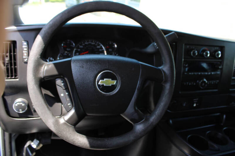2016 Chevrolet Express 2500