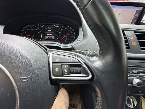 2015 Audi Q3 2.0T quattro Prestige