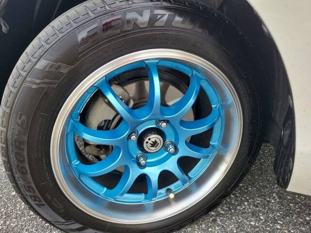 2016 Toyota Prius c Two