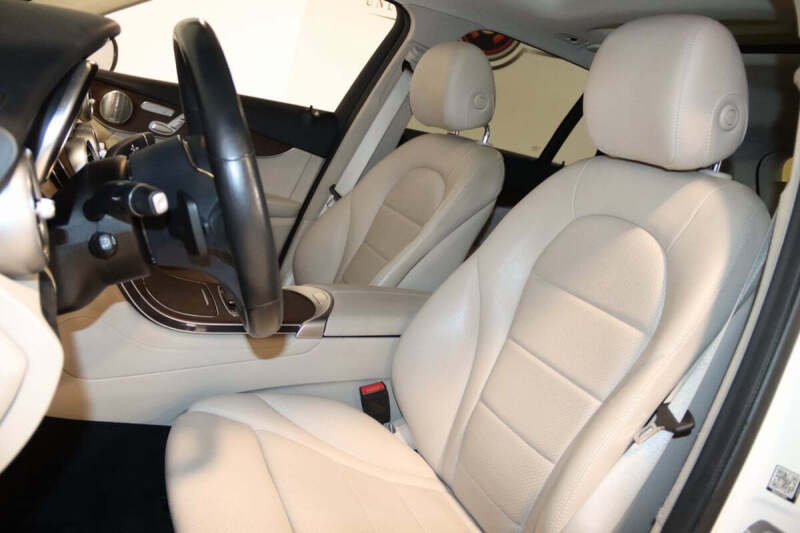 2021 Mercedes-Benz GLC GLC 300 4MATIC