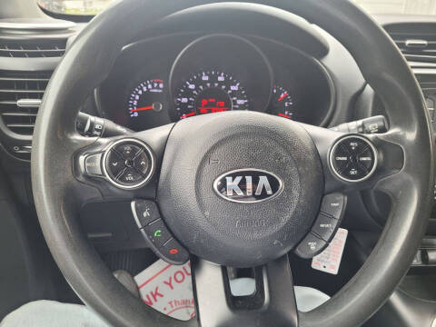 2015 Kia Soul +