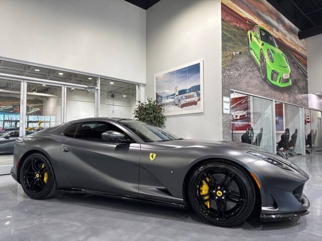 2021 Ferrari 812 GTS