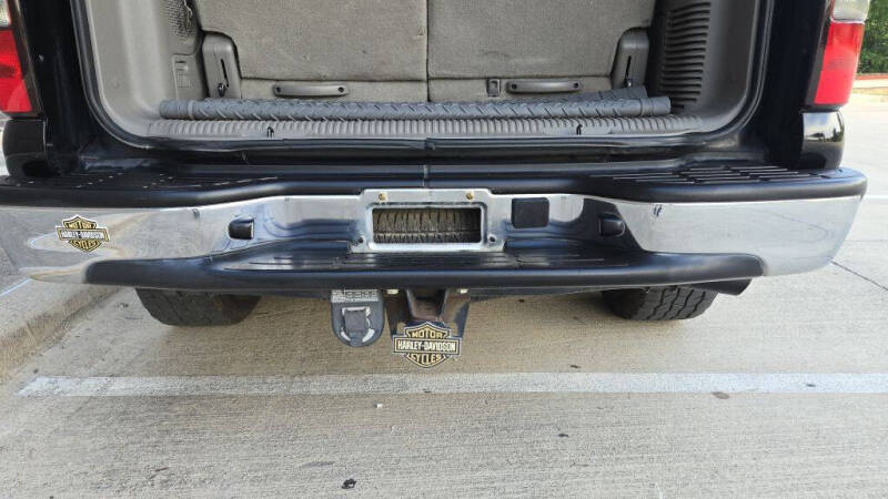 2004 GMC Yukon SLE - Photo 26