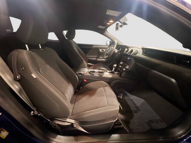2020 Ford Mustang EcoBoost
