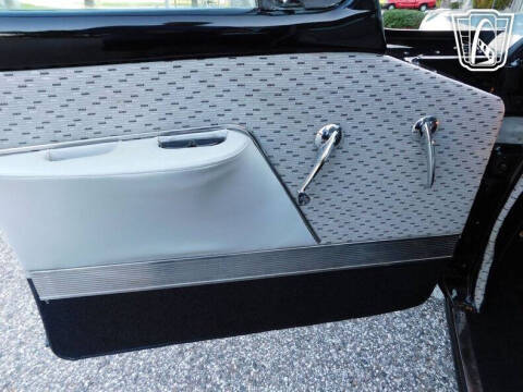 1957 Packard Clipper