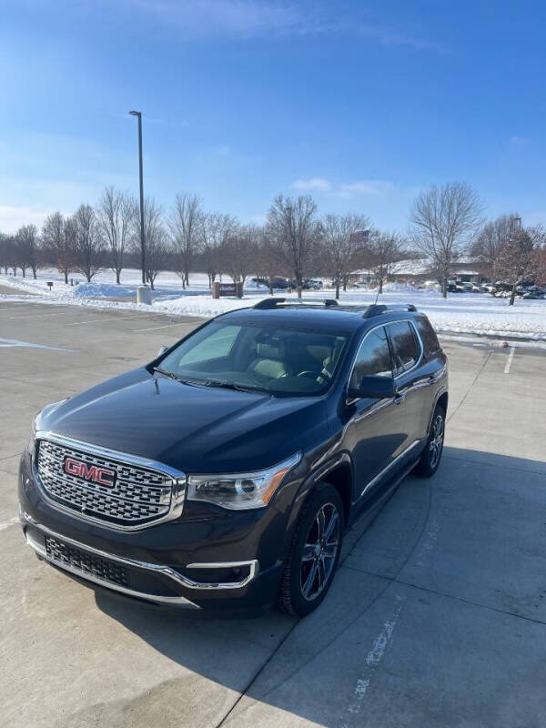 2017 GMC Acadia Denali