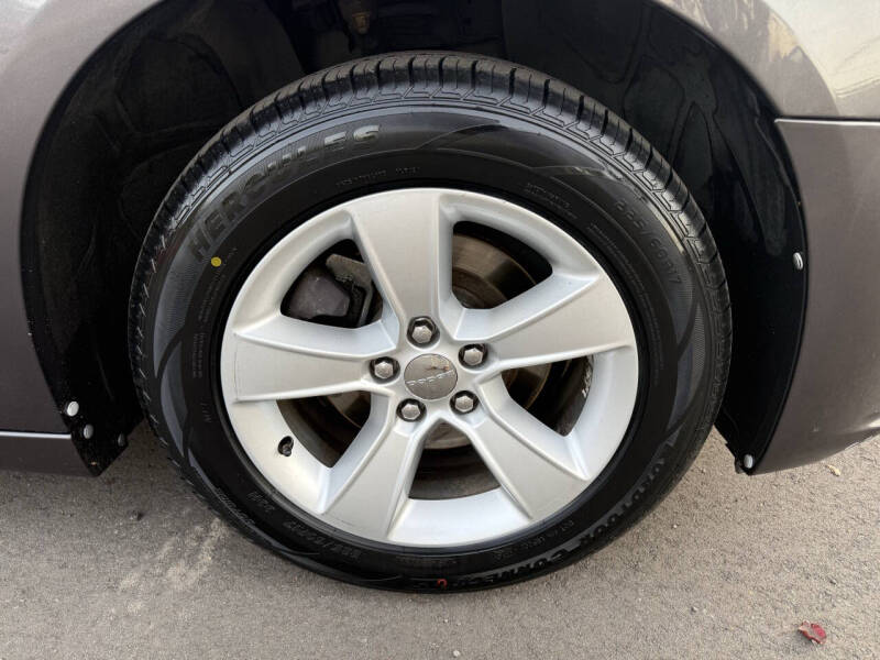 2014 Dodge Charger SE