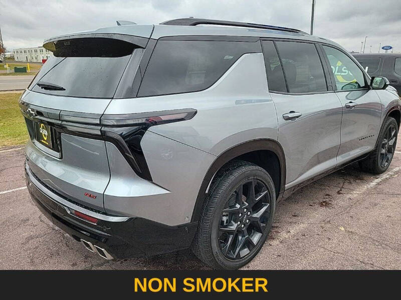 2024 Chevrolet Traverse RS