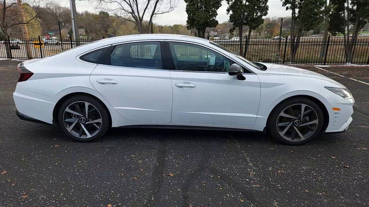 2021 Hyundai SONATA for sale at Victoria Auto Sales in Victoria, MN