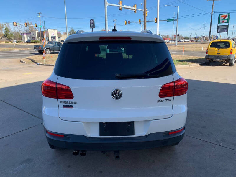 2012 Volkswagen Tiguan SE 4Motion