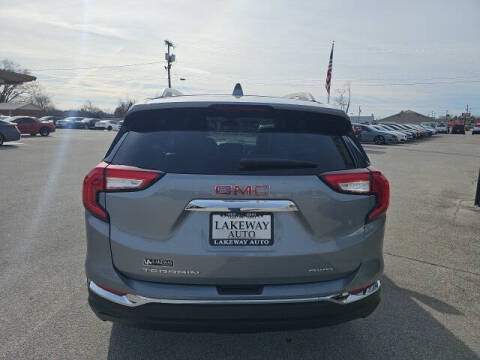 2024 GMC Terrain SLT