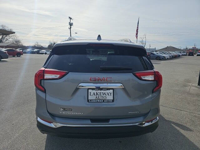 2024 GMC Terrain SLT