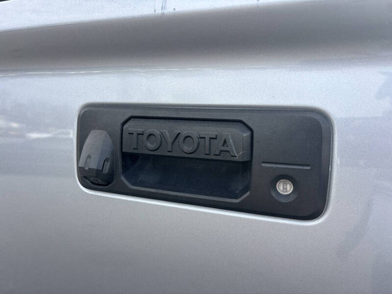 2016 Toyota Tundra SR5