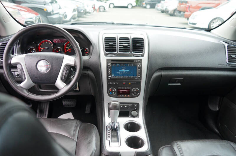 2011 GMC Acadia SLT-2