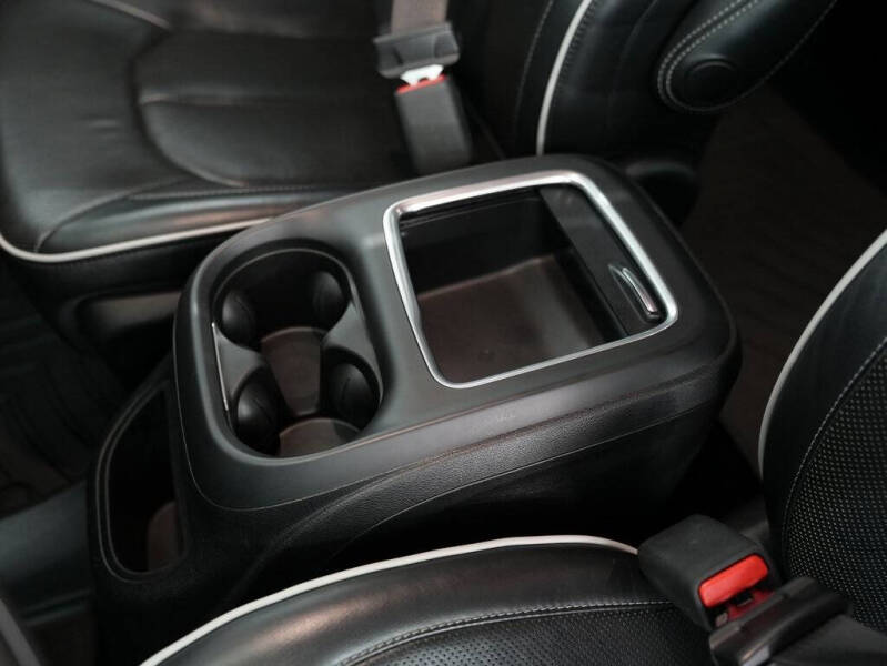 2019 Chrysler Pacifica Hybrid Limited