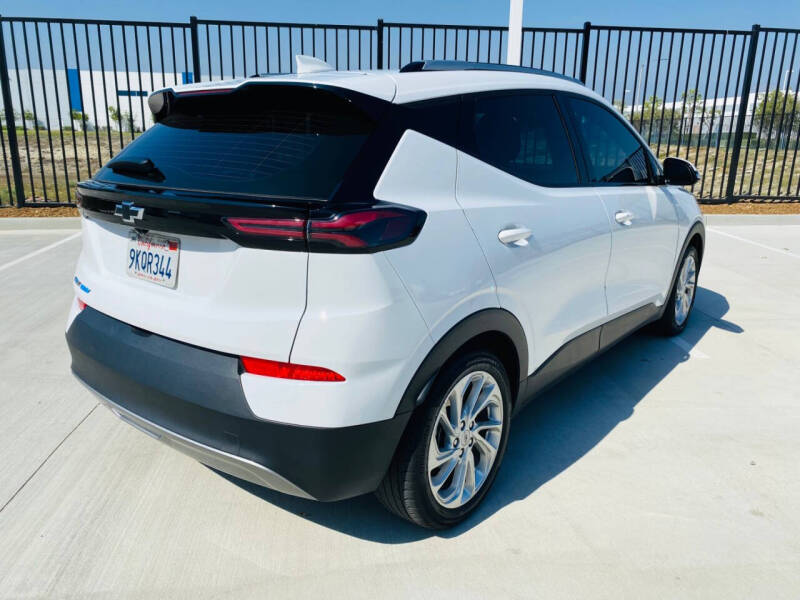 2023 Chevrolet Bolt EUV LT