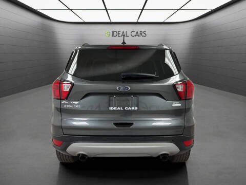 2019 Ford Escape SEL
