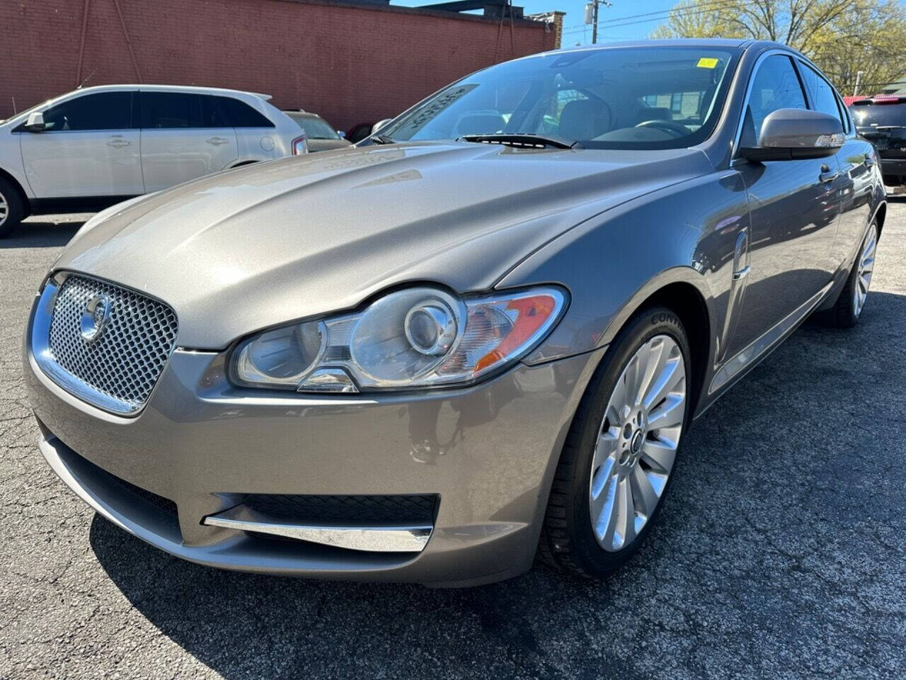 2009 Jaguar XF for sale at Kelly Auto Group in Cleveland, OH