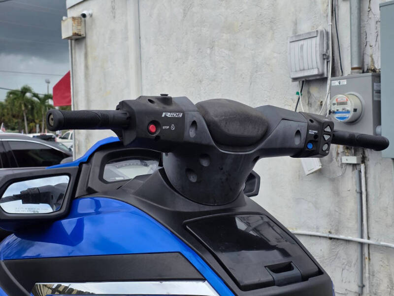 2017 Yamaha VX Limited