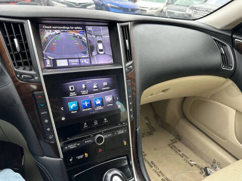 2015 Infiniti Q50 Premium