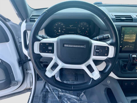 2023 Land Rover Defender 130 SE