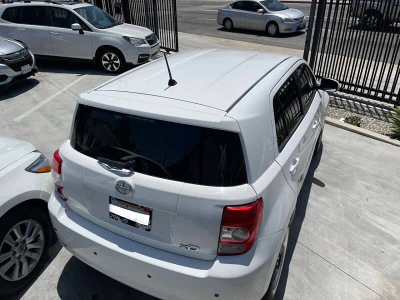 2010 Scion xD