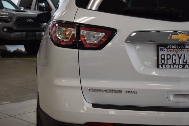 2017 Chevrolet Traverse LS