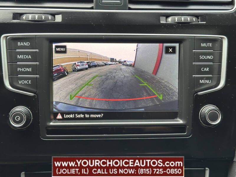 2017 Volkswagen Golf GTI Sport