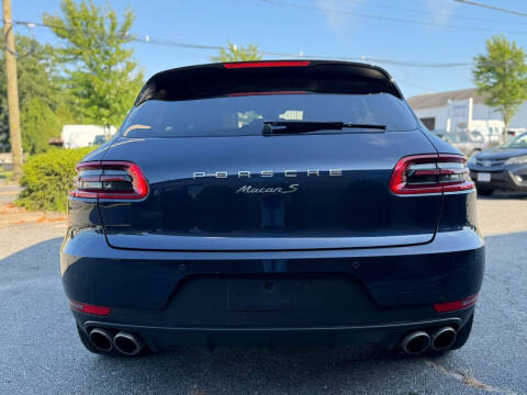 2018 Porsche Macan S