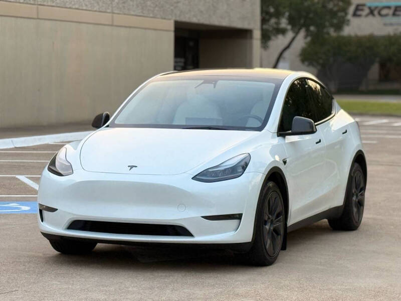 2023 Tesla Model Y Long Range