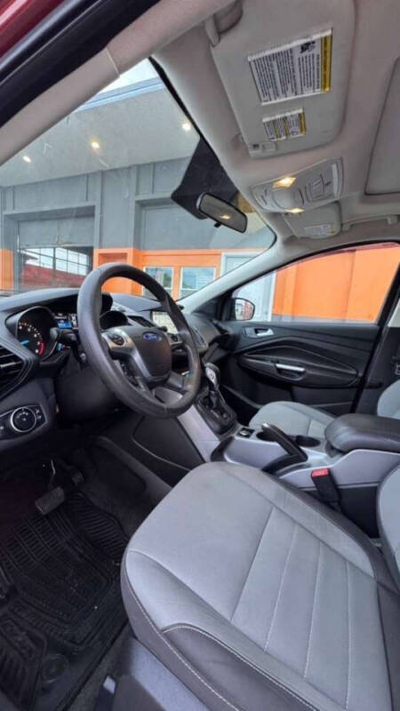 2016 Ford Escape SE