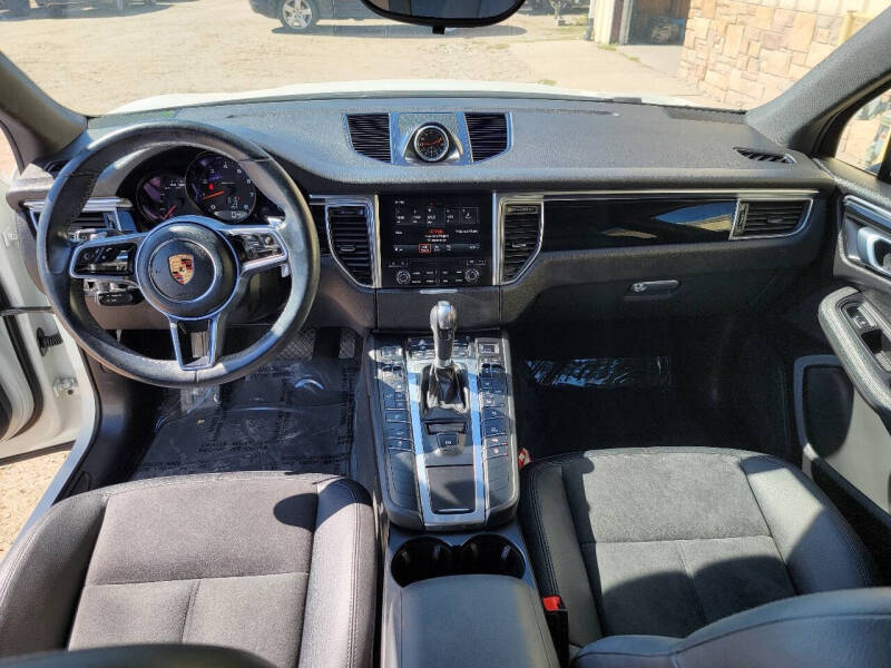 2018 Porsche Macan