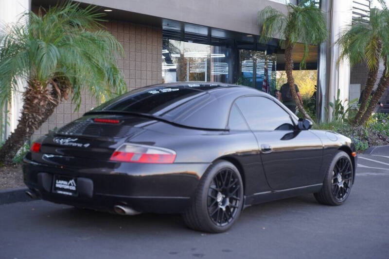 2001 Porsche 911 Carrera 4
