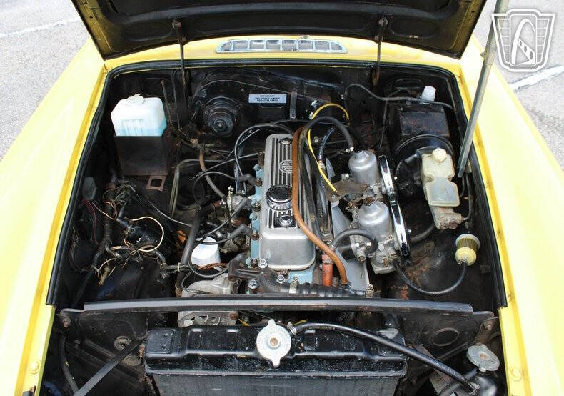 1975 MG B