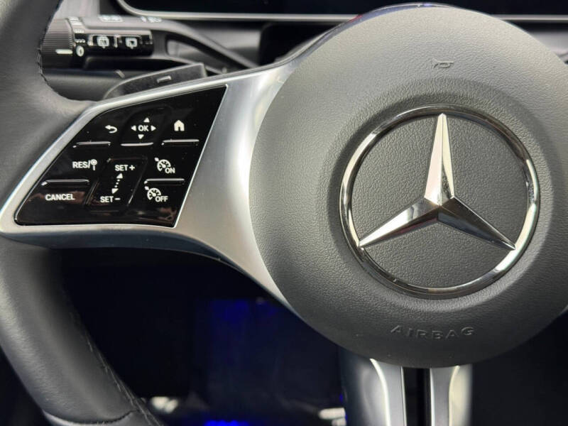 2025 Mercedes-Benz GLC GLC 300