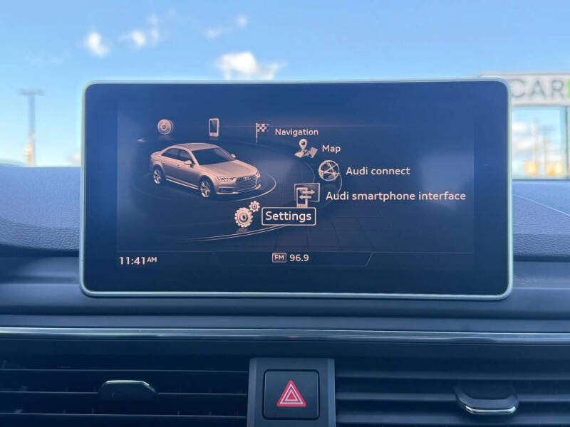 2017 Audi A4 2.0T quattro Premium Plus