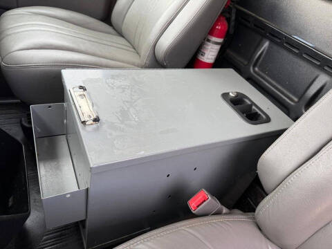 2017 Chevrolet Express 2500