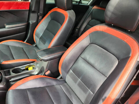 2017 Kia Forte5 SX