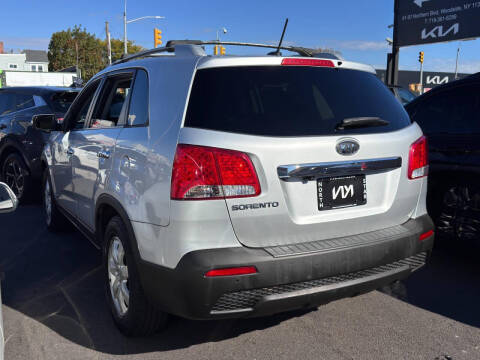 2012 Kia Sorento LX
