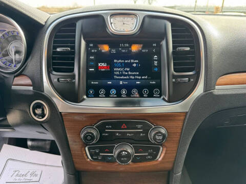 2017 Chrysler 300 C Platinum