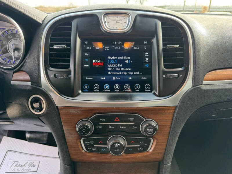 2017 Chrysler 300 C Platinum