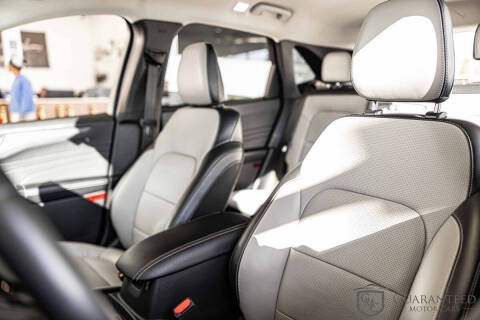 2024 Ford Escape Platinum